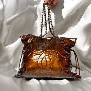 🔥 CHANEL Bronze Jumbo Patent Bon Bons Cabas Tote Bag 🔥